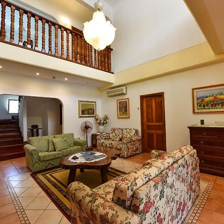 Jessies Guest House Seychelles Бо Валон Екстериор снимка